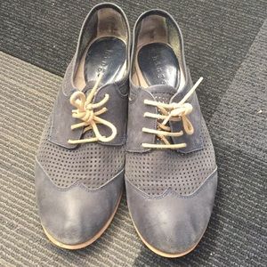 Leather oxford 8.5 shoes